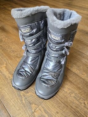 ​Keds Grey Wonder Puff Season Solid Winter Boots - Size 9